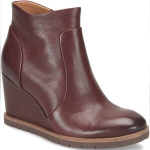 Sofft Womens Maguire Red Zipper Leather Wedge Boots New